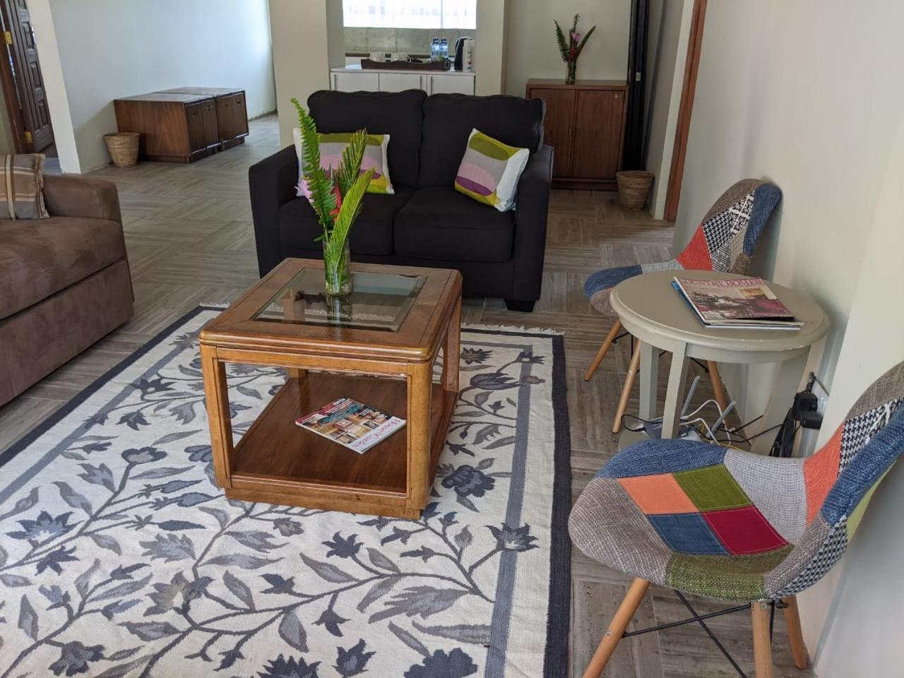 Zereniti House Hotell Muyaka Eksteriør bilde